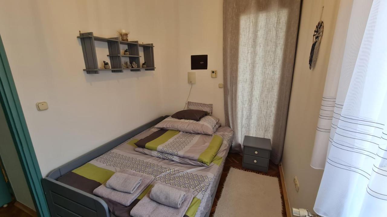 Ri-Jo Apartman Mohacs Ngoại thất bức ảnh