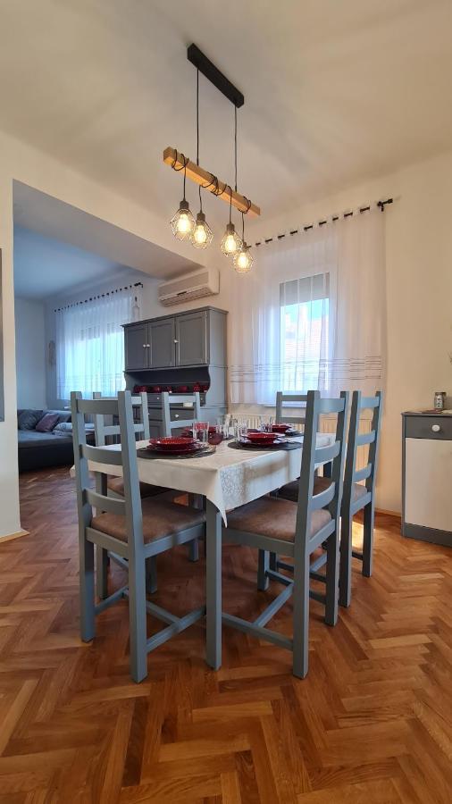 Ri-Jo Apartman Mohacs Ngoại thất bức ảnh